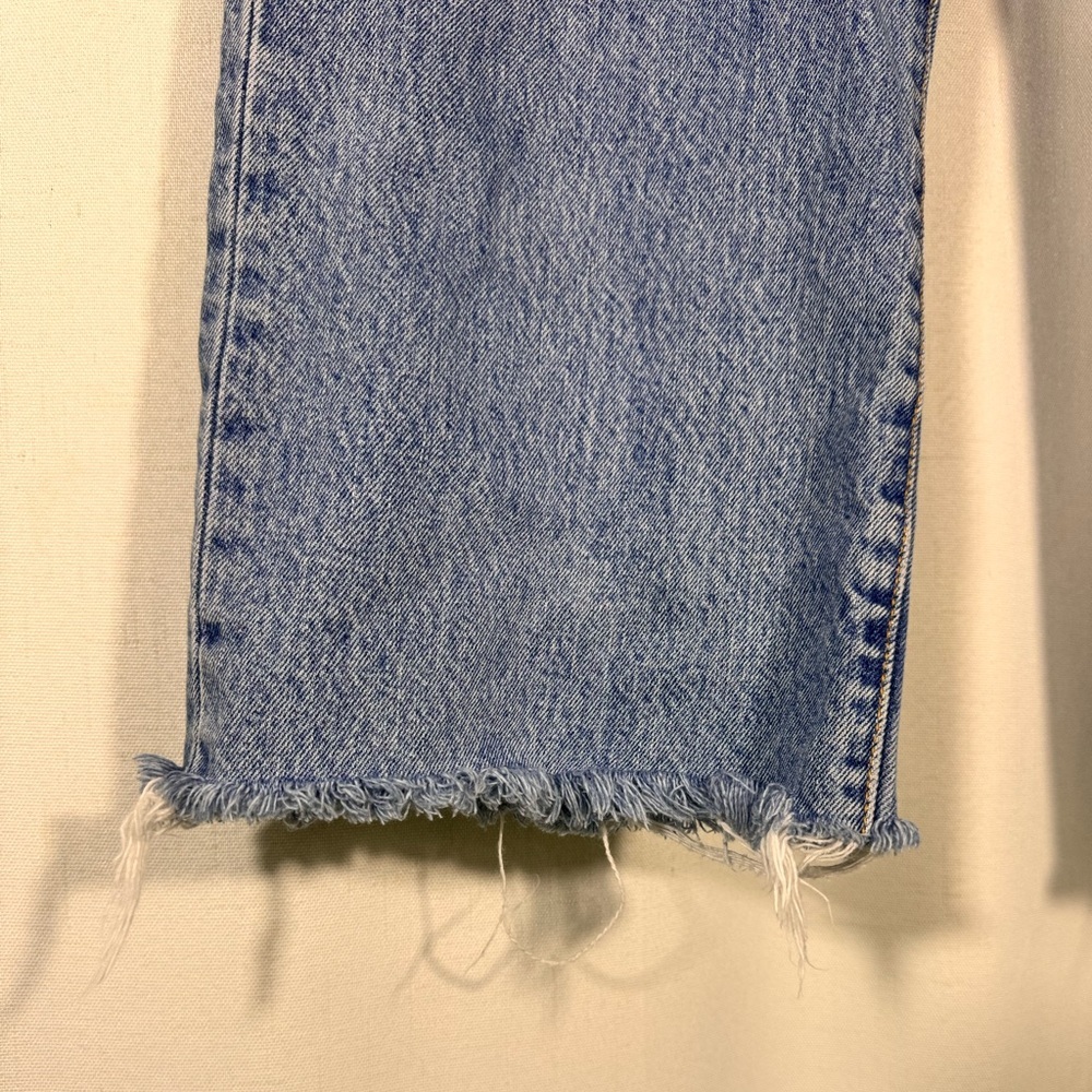 Vintage Levi’s Denim Jeans w/ Cropped Raw Hem - Picture 5 of 7